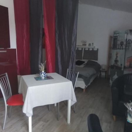 Tiny House Independante Climatisee Moulès Εξωτερικό φωτογραφία