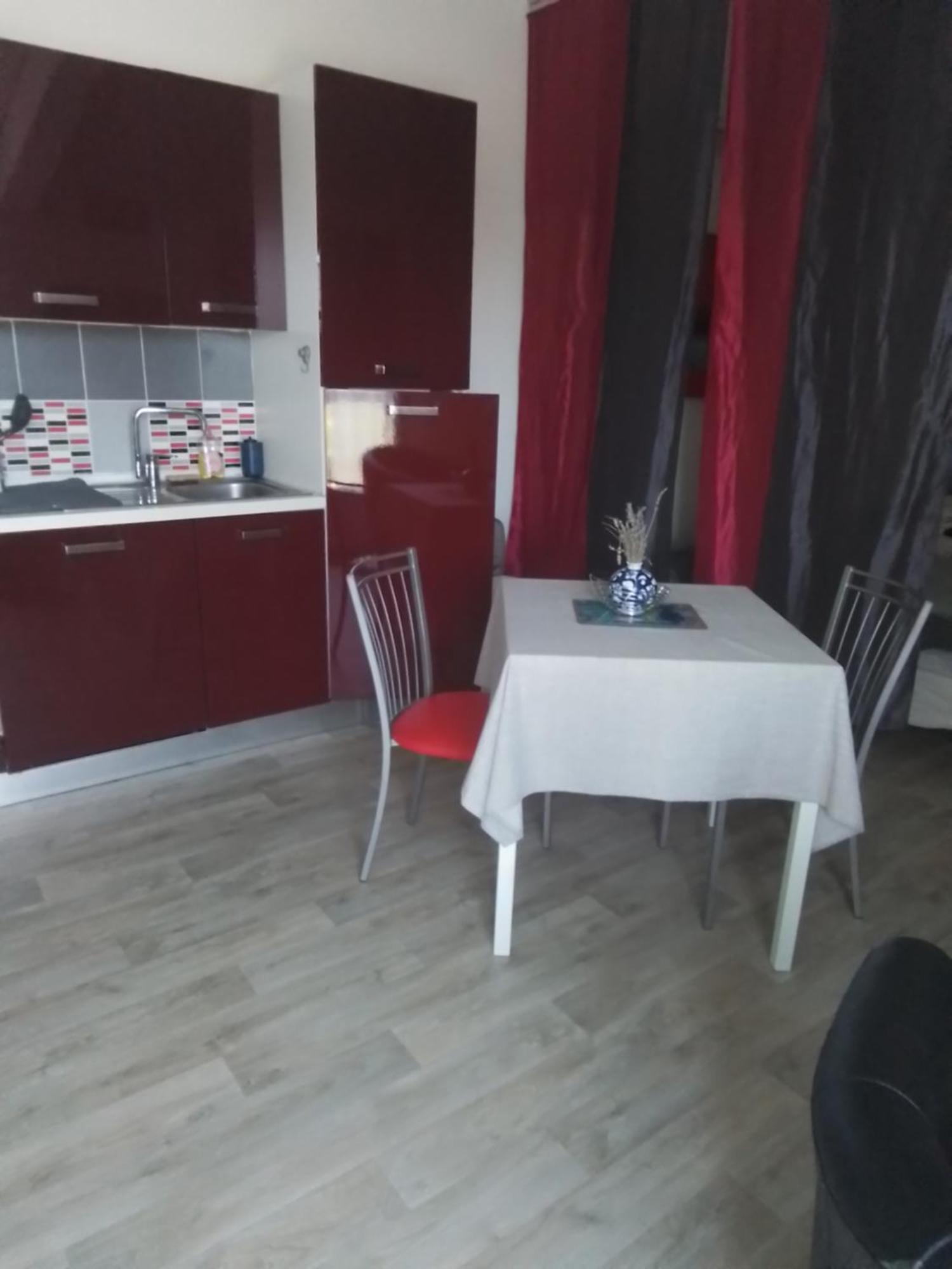 Tiny House Independante Climatisee Moulès Εξωτερικό φωτογραφία
